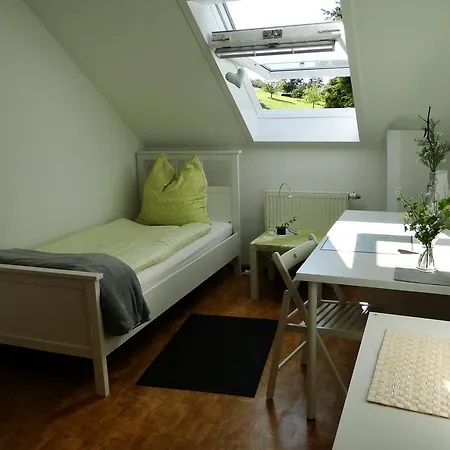 Hotte's Huette Apartment *